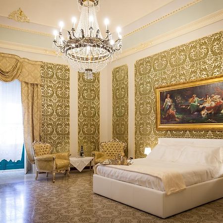 לינה וארוחת בוקר שיקלי Palazzo Montalbano מראה חיצוני תמונה
