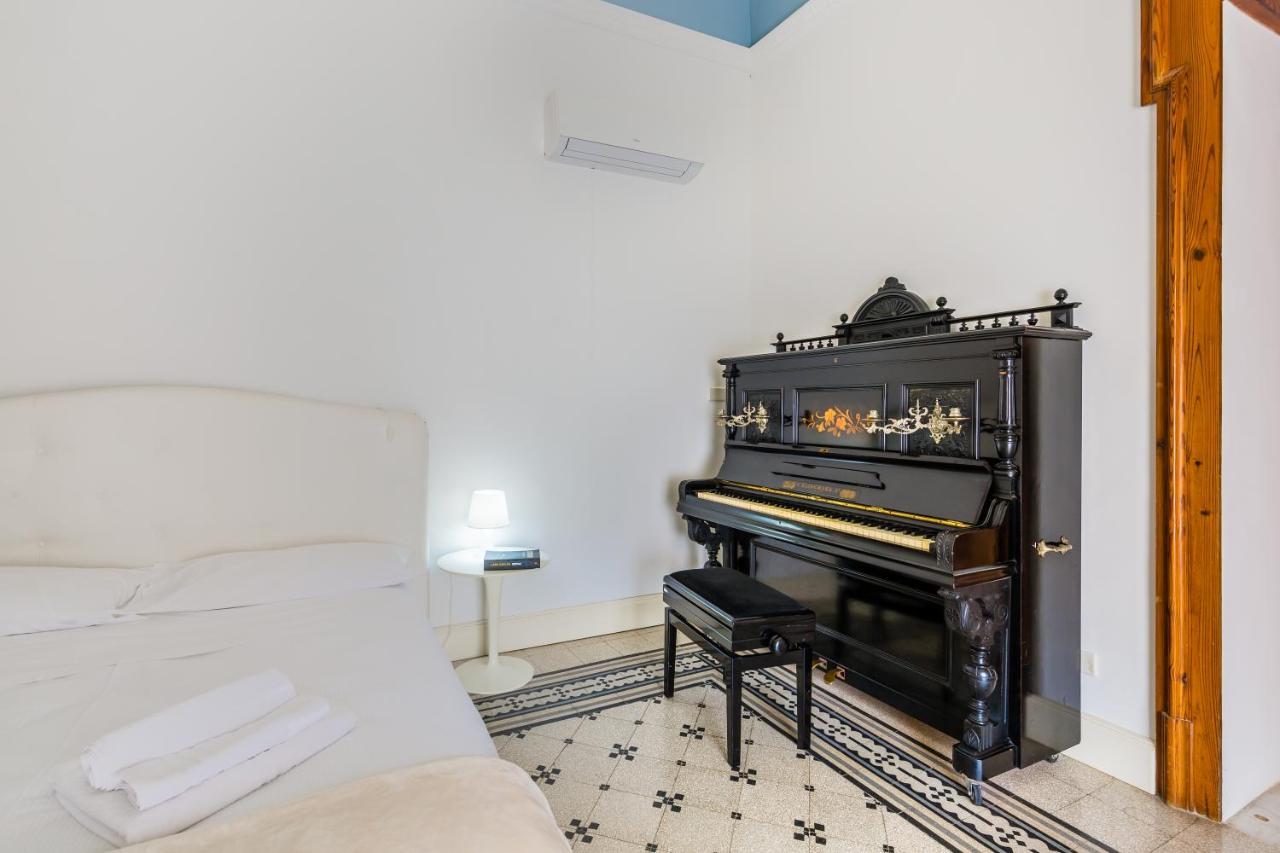 לינה וארוחת בוקר שיקלי Palazzo Montalbano מראה חיצוני תמונה